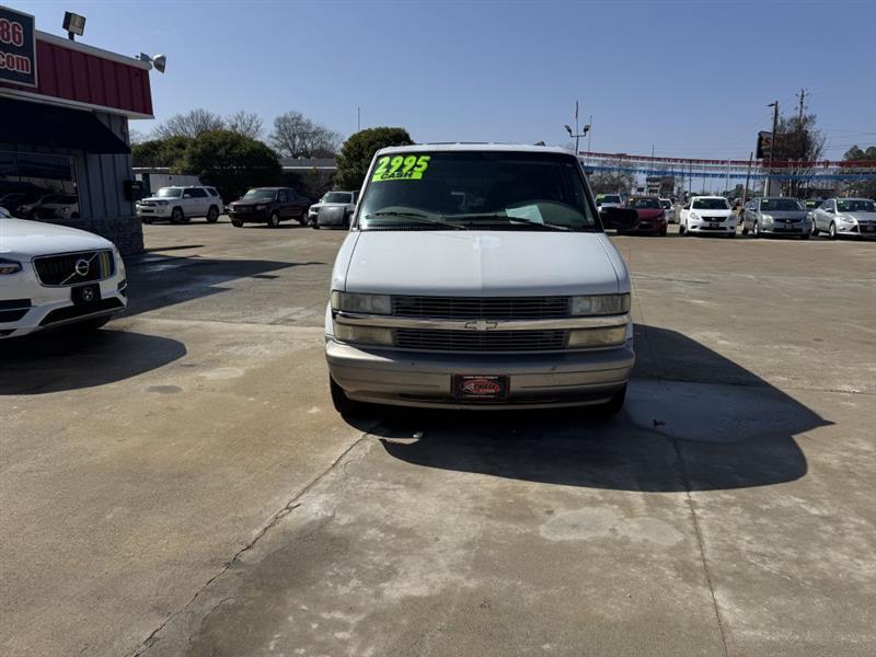 chevrolet astro cargo 2002 1GNDM19X62B115180 image chevrolet astro cargo 2002 1GNDM19X62B115180 image